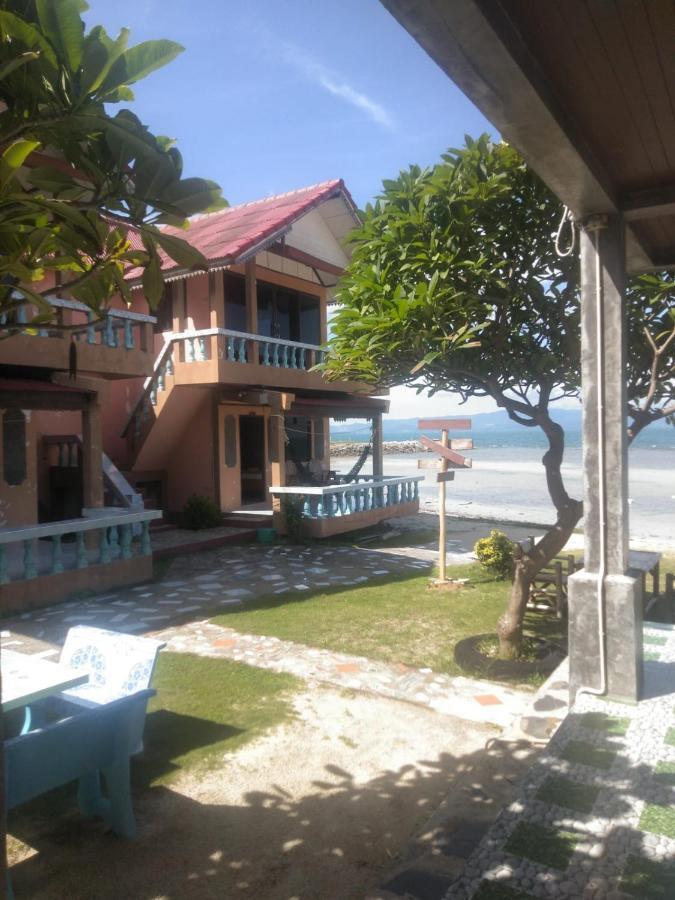 Charung Beach ハード・リン エクステリア 写真